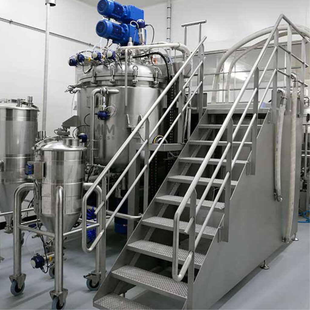 Vue sur une salle de fabrication de marinade